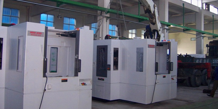 精密設備吊裝過程應該注意什么事項？及上海精密設備吊裝公司哪家好？